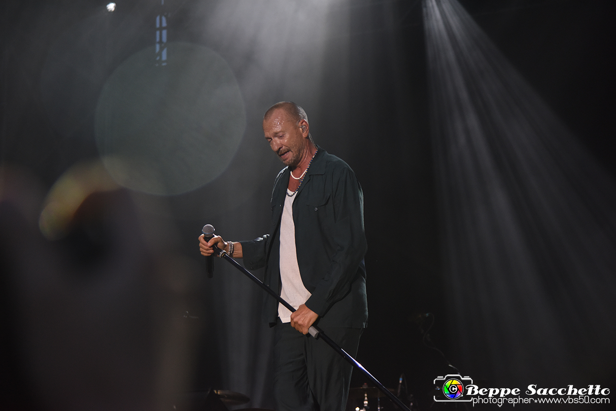 VBS_0880 - Concerto Biagio Antonacci - Palco Centrale Tour 2023.jpg